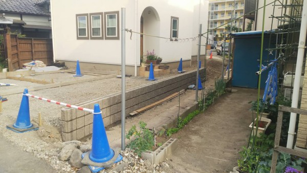 KB邸　土留めブロック工事　その他サムネイル