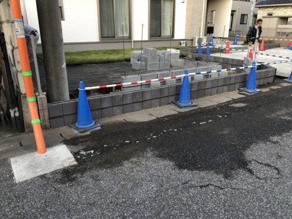 NG邸　ブロック積みの続きサムネイル