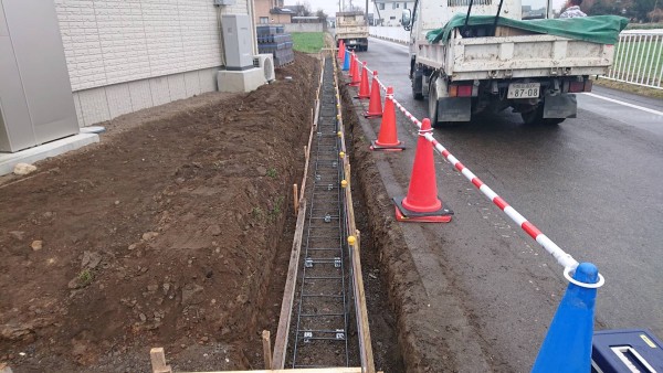 MS邸　ブロック塀の基礎作りサムネイル