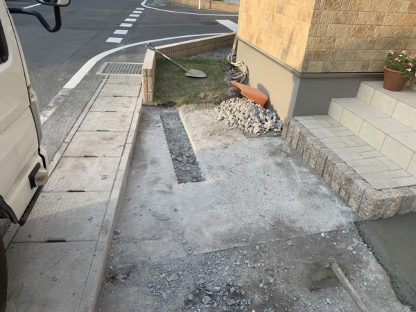 WM邸　建売住宅の既存外溝を改造！サムネイル
