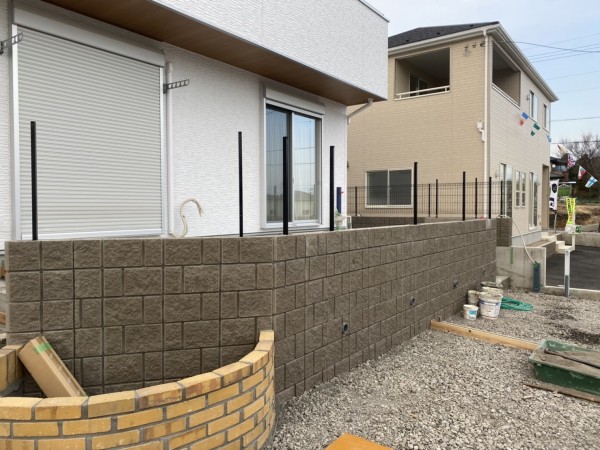 NK邸　アプローチサムネイル