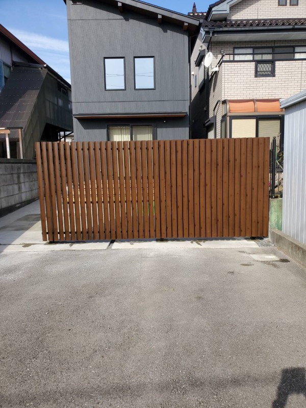 SB邸　目隠しフェンスサムネイル